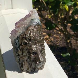 AMETHYST CLUSTER HAND CARVED LION
